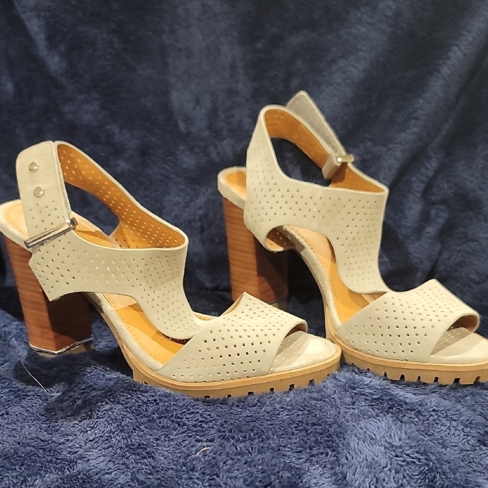SARTO By Franco Sarto Grey Perforated Block Heel Sandals